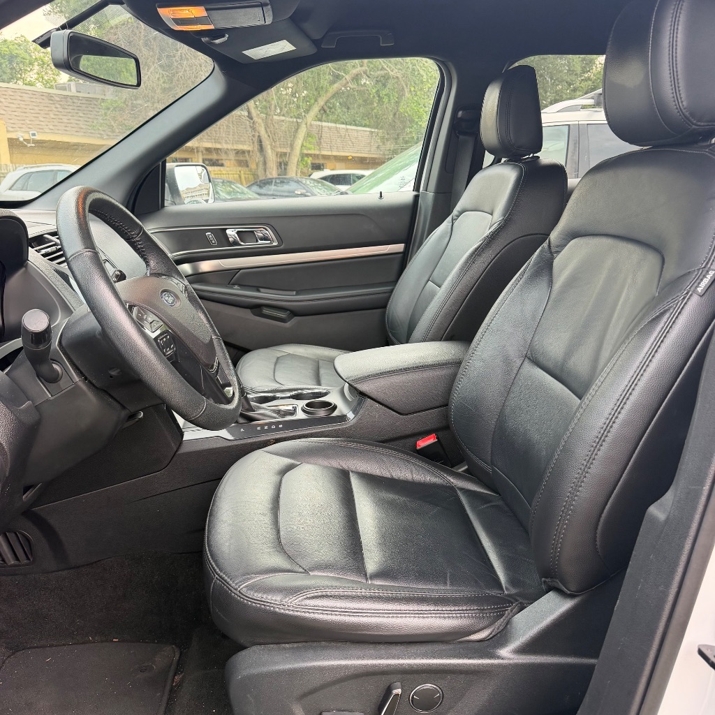 2018 Ford Explorer - $9,991