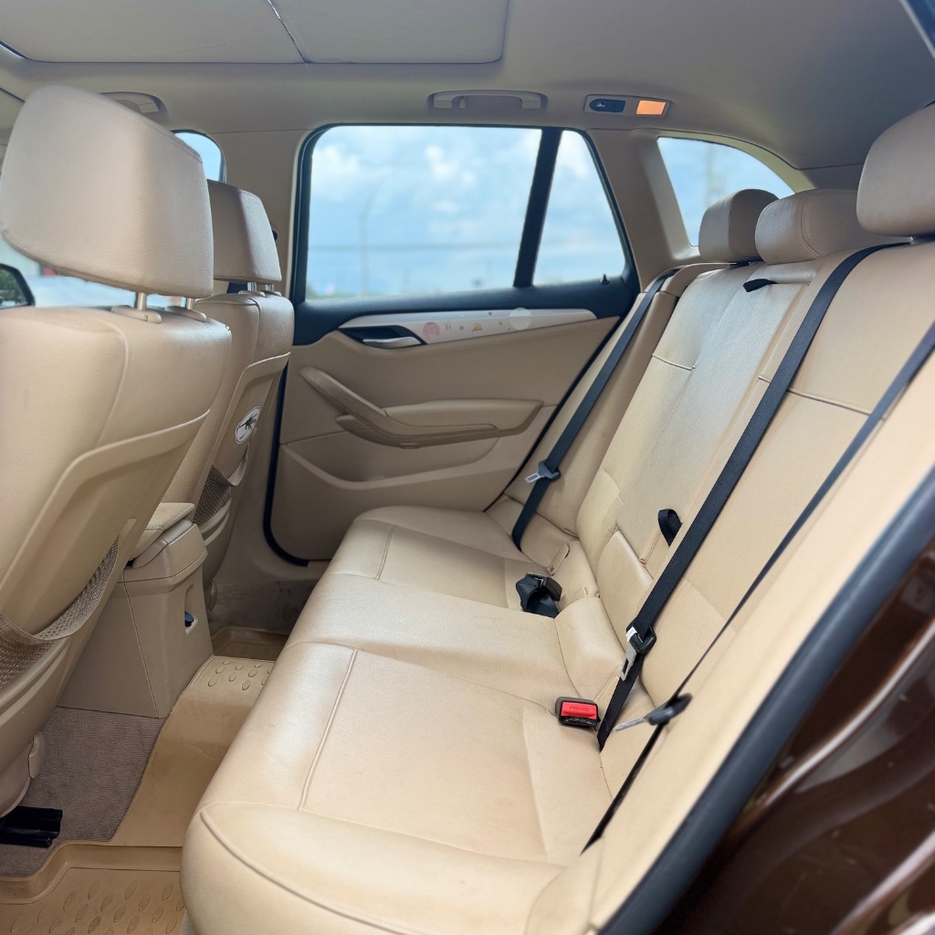 2015 BMW X1 - $6,500