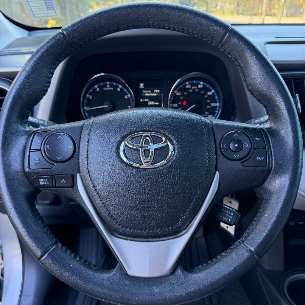 2016 Toyota RAV4 - $8,891