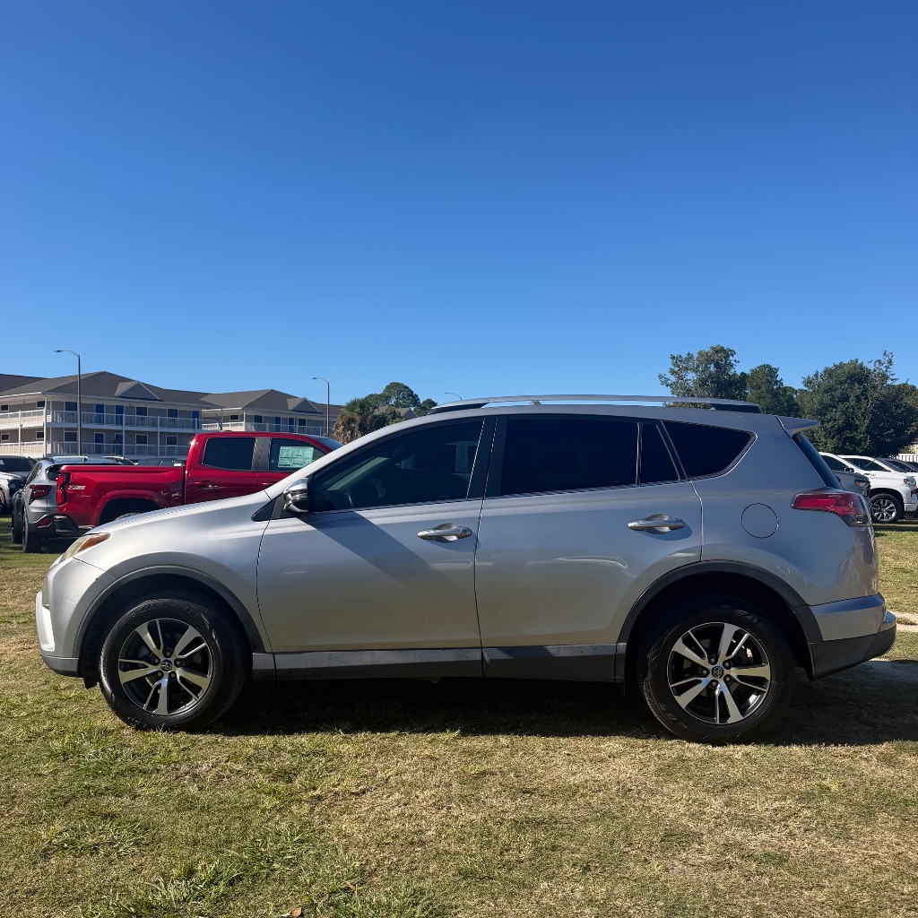 2016 Toyota RAV4 - $8,891