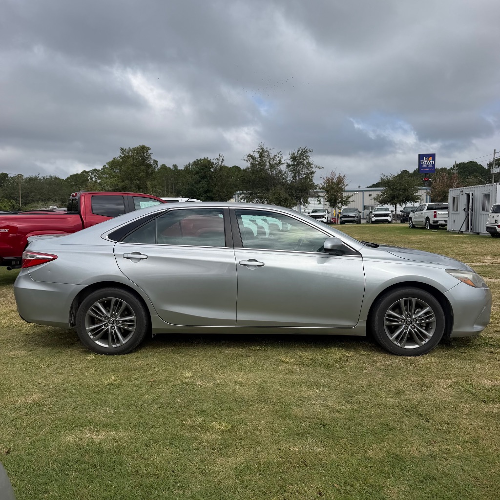 2015 Toyota Camry - $8,500