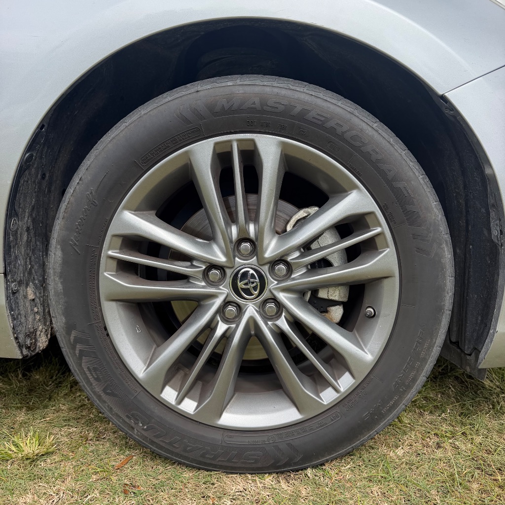 2015 Toyota Camry - $8,500