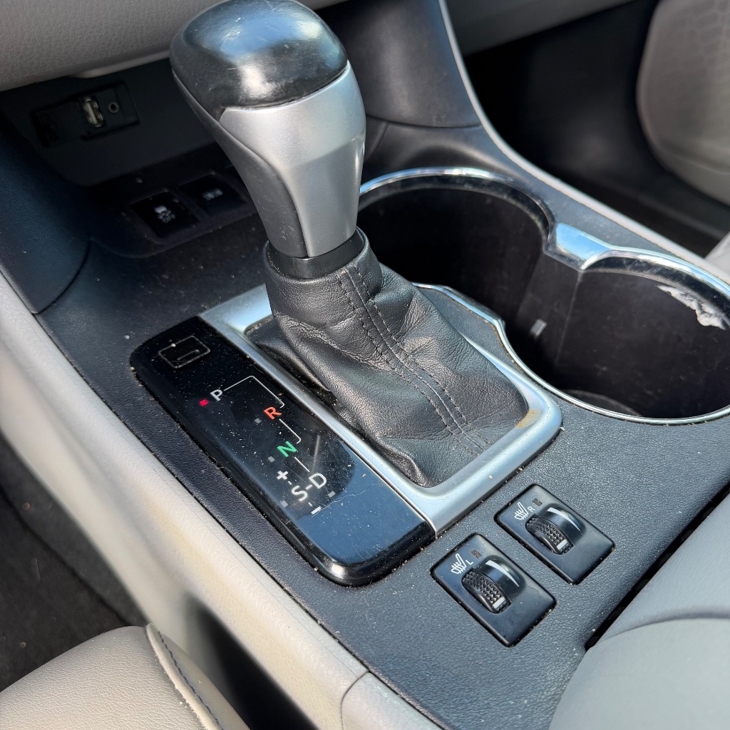 2016 Toyota Highlander - $9,991
