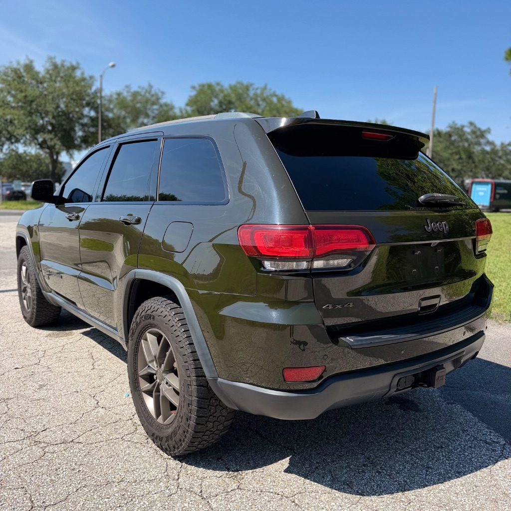 2016 Jeep Cherokee - $9,991