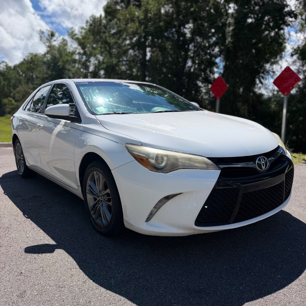 2017 Toyota Camry - $6,992