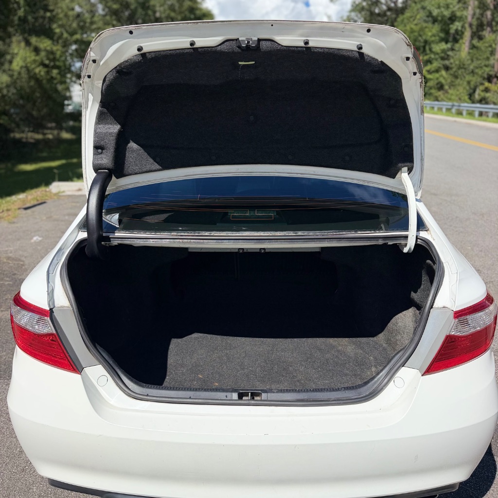2017 Toyota Camry - $6,992