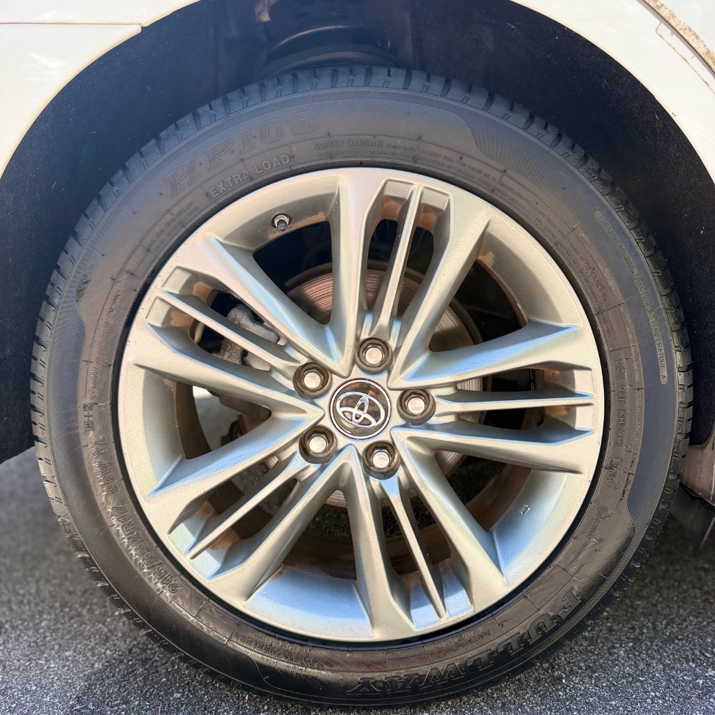 2017 Toyota Camry - $6,992