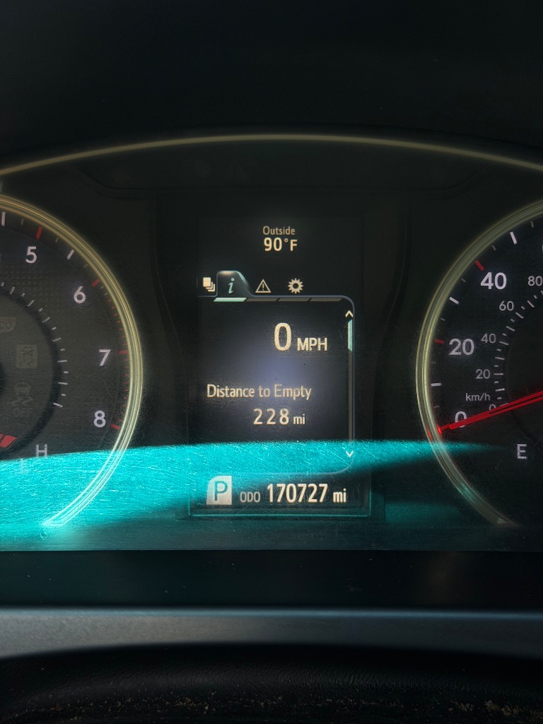 2017 Toyota Camry - $6,992