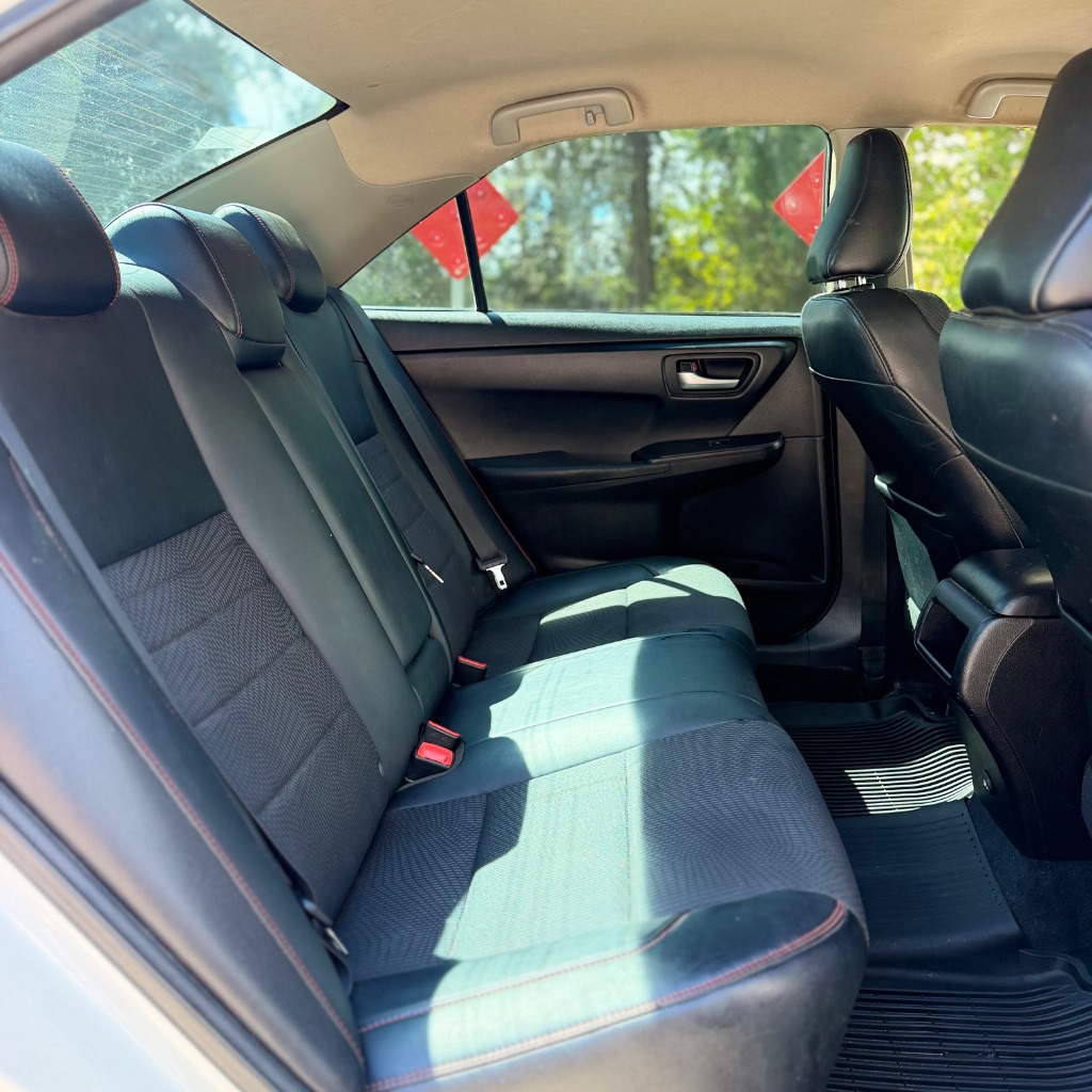 2017 Toyota Camry - $6,992
