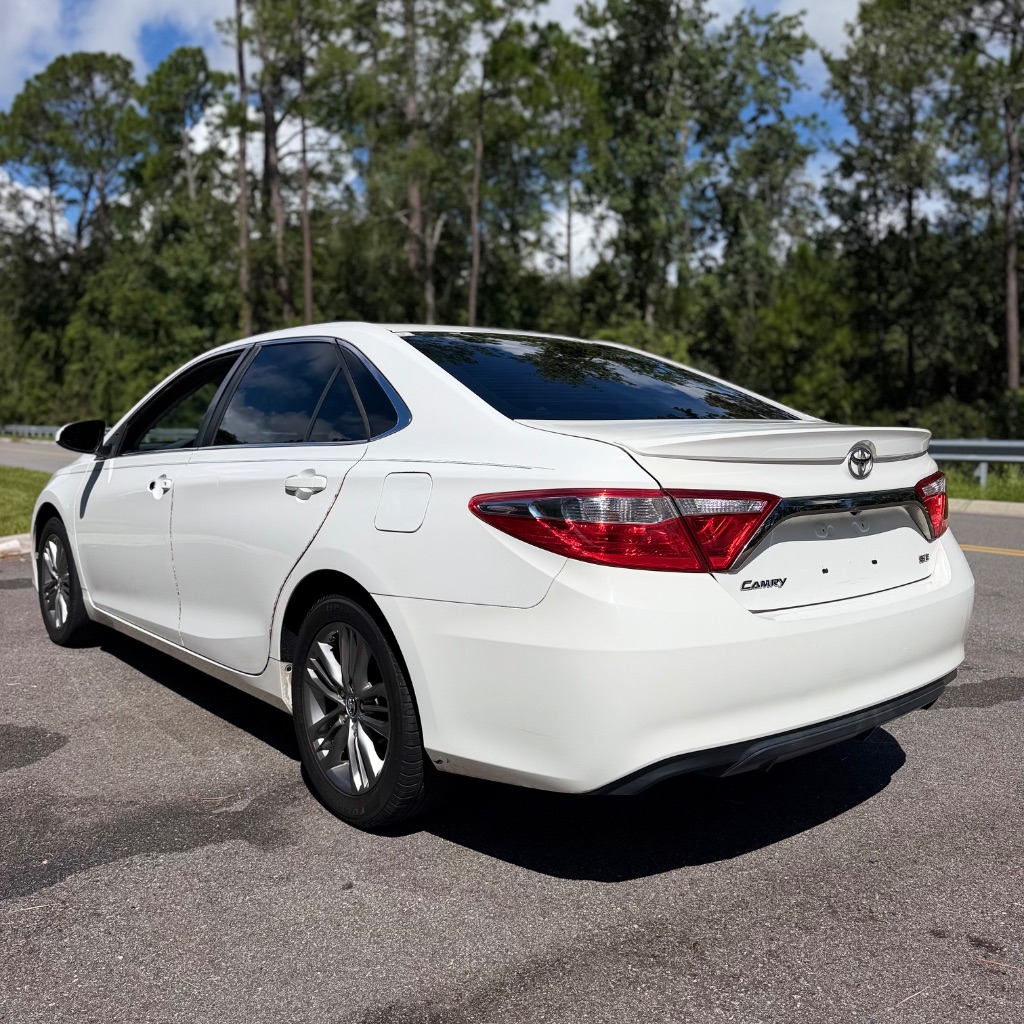 2017 Toyota Camry - $6,992