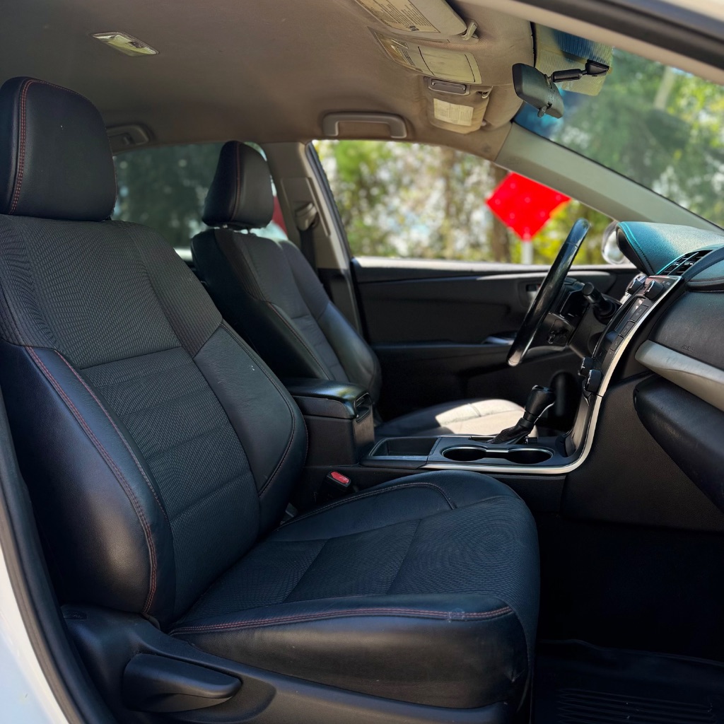 2017 Toyota Camry - $6,992