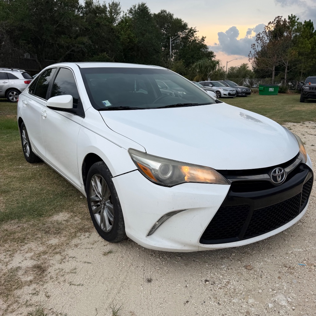 2017 Toyota Camry - $7,991
