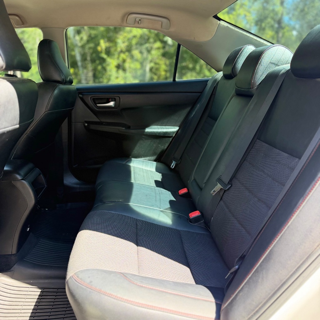 2017 Toyota Camry - $6,992