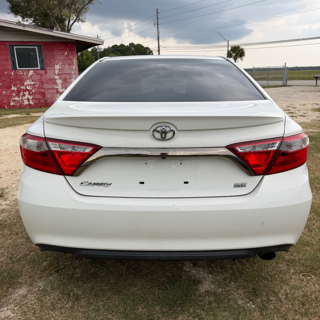2017 Toyota Camry - $7,991