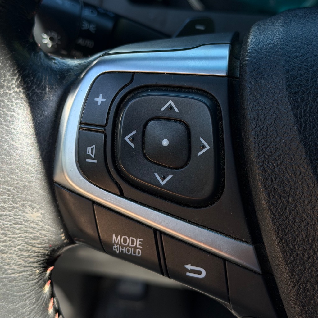 2017 Toyota Camry - $6,992