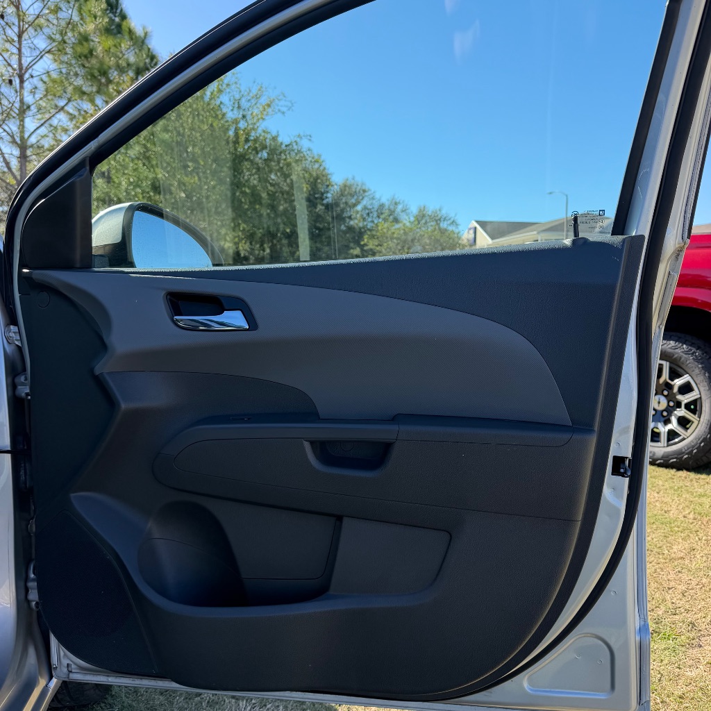 2015 Chevrolet Sonic - $3,993