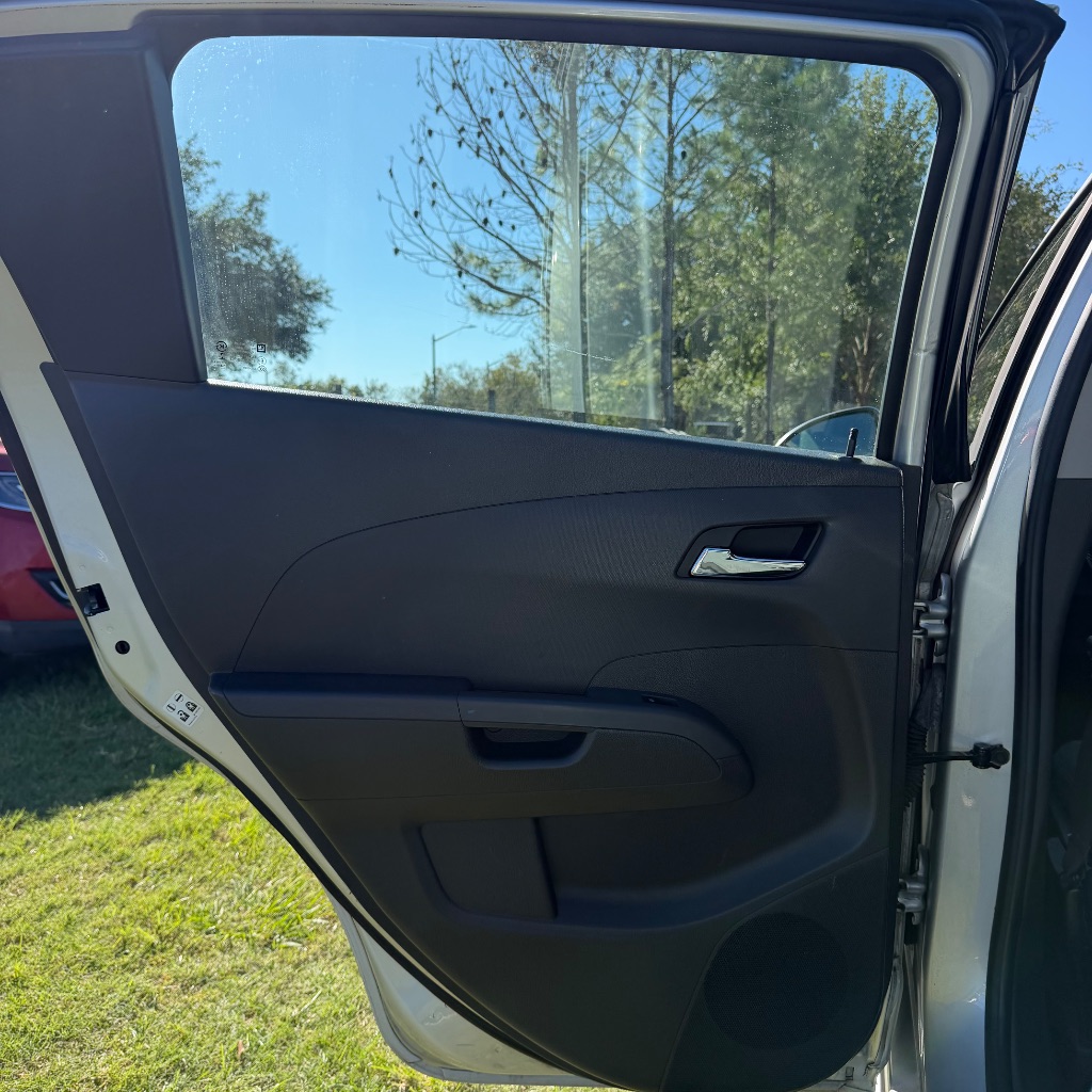 2015 Chevrolet Sonic - $3,993