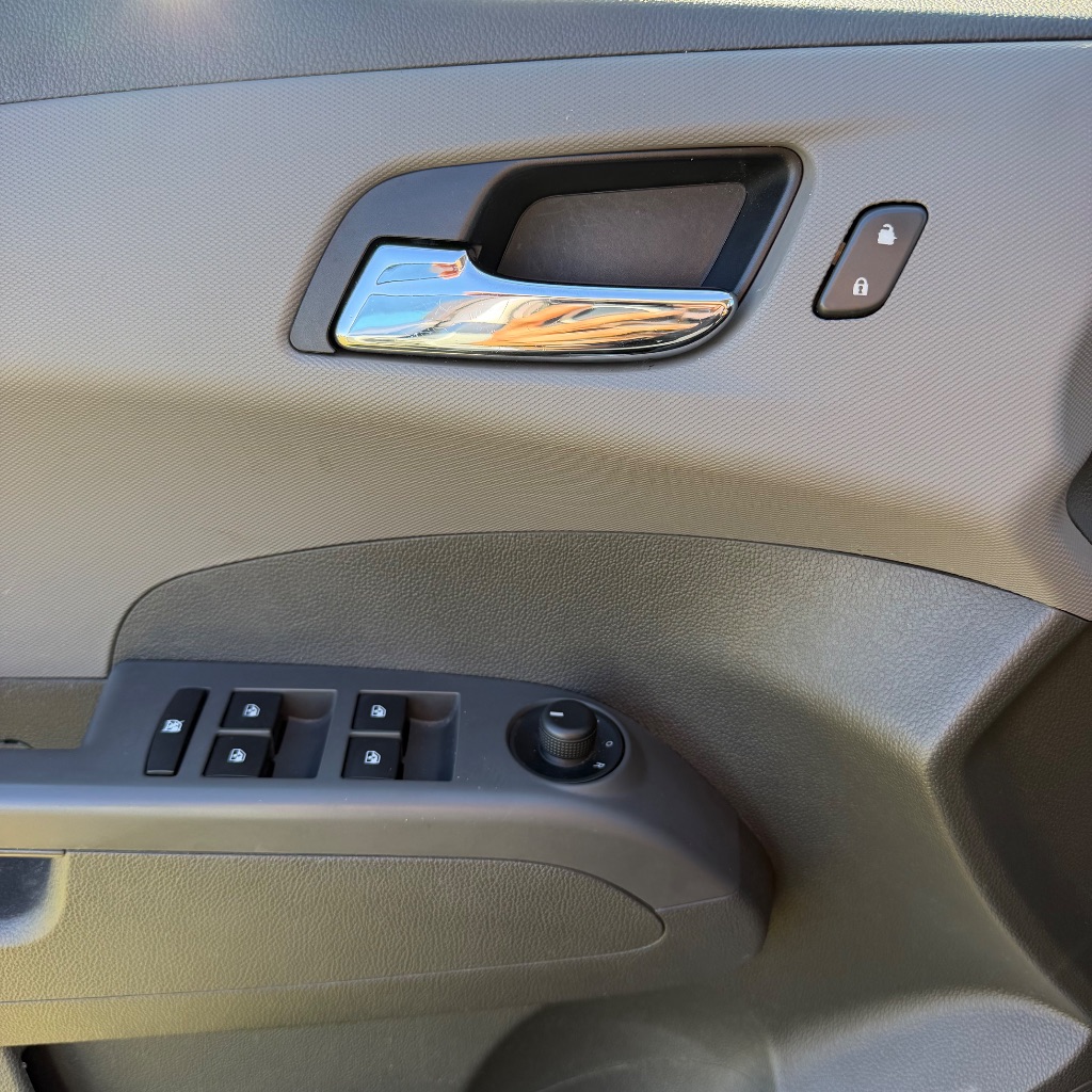 2015 Chevrolet Sonic - $3,993