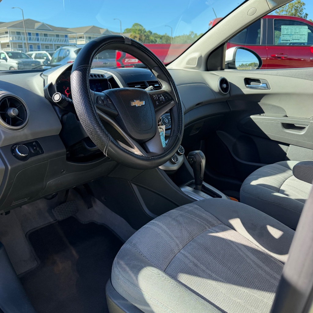 2015 Chevrolet Sonic - $3,993