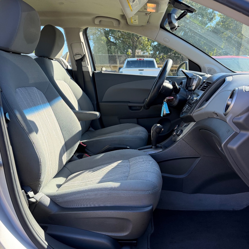2015 Chevrolet Sonic - $3,993