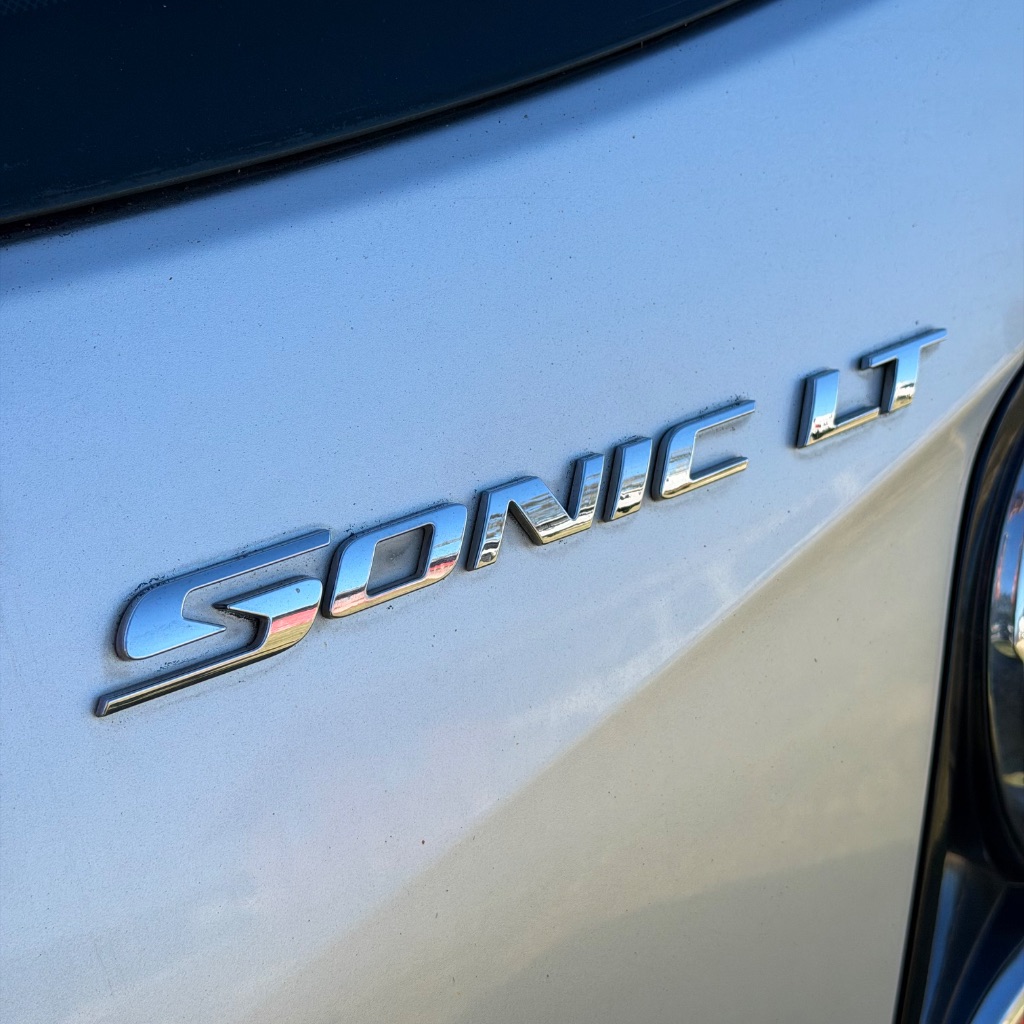 2015 Chevrolet Sonic - $3,993