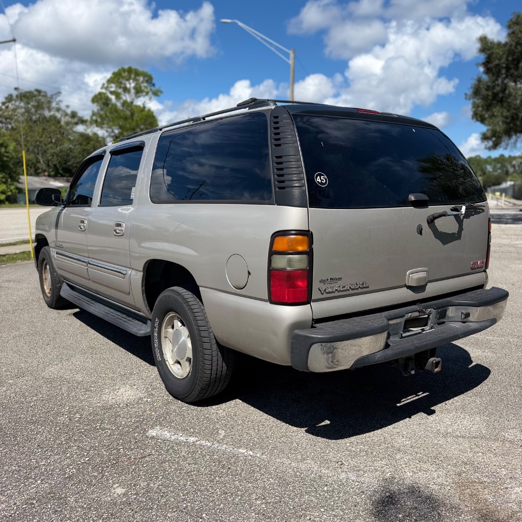 2006 GMC Yukon - $3,992