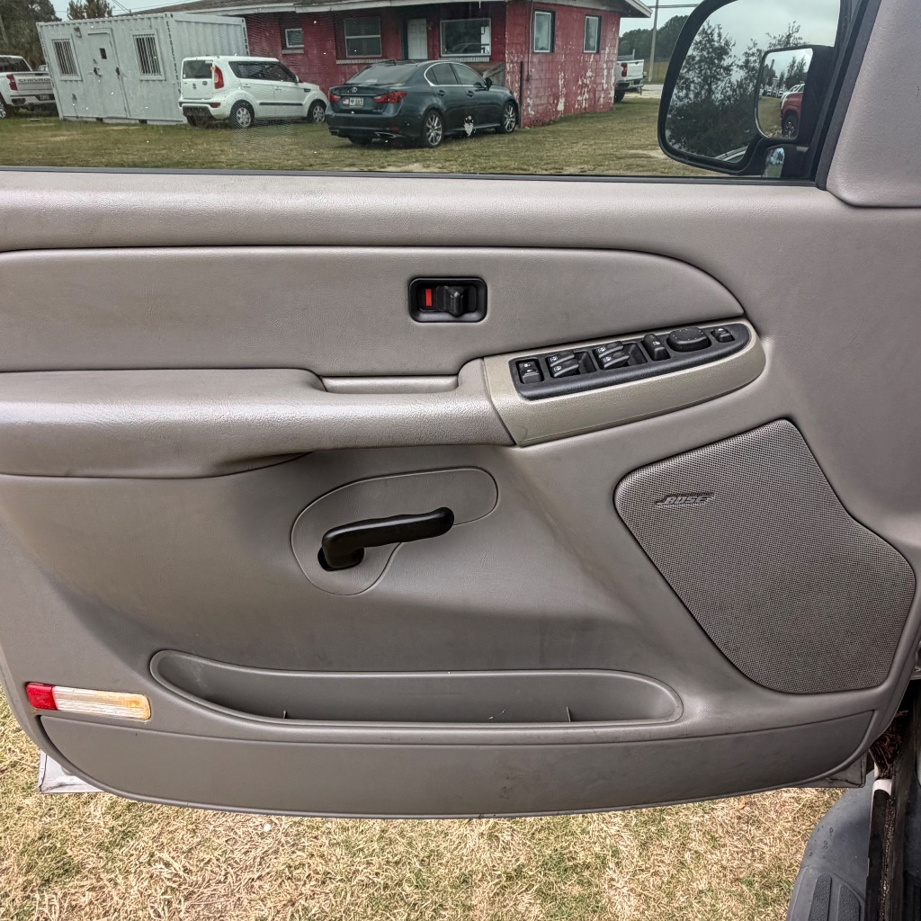 2006 GMC Yukon - $3,992