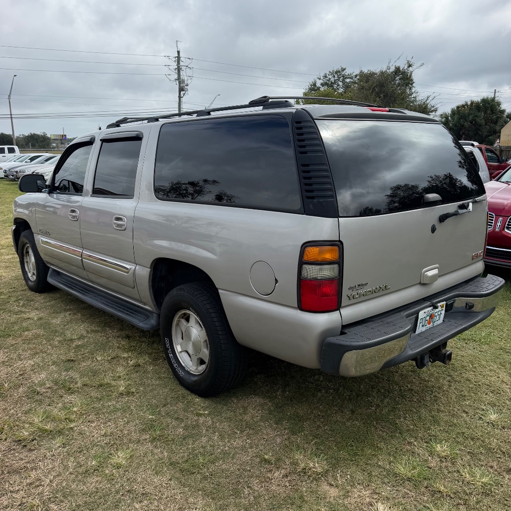 2006 GMC Yukon - $3,992