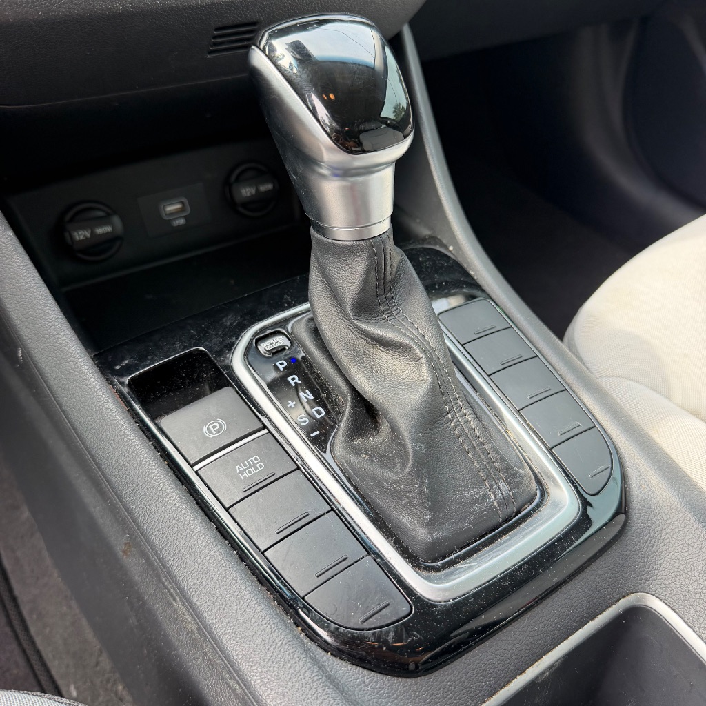 2021 Hyundai Ioniq - $8,992