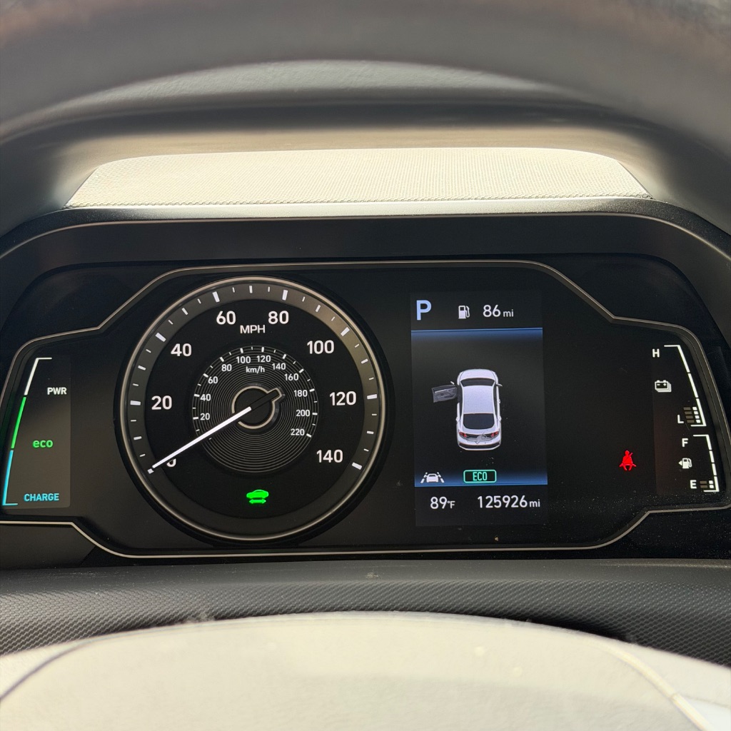 2021 Hyundai Ioniq - $8,992