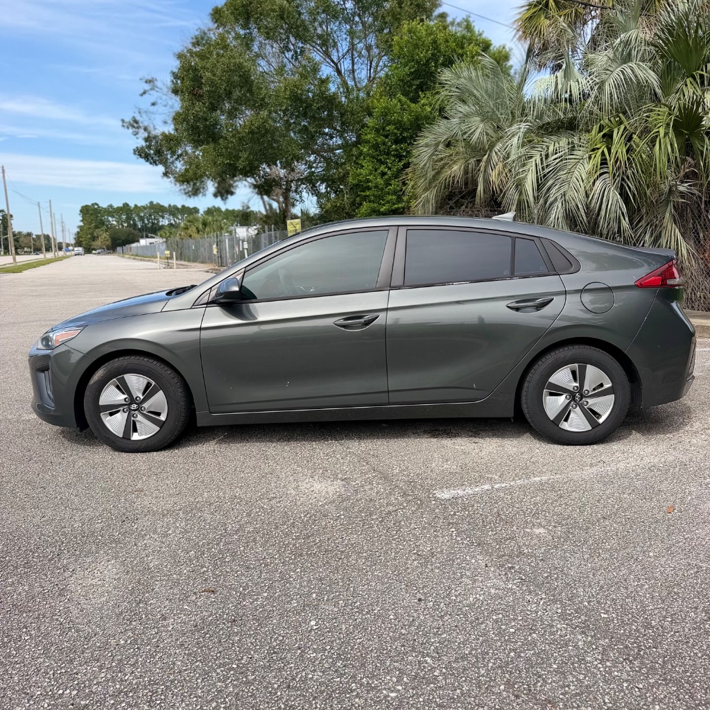2021 Hyundai Ioniq - $8,992