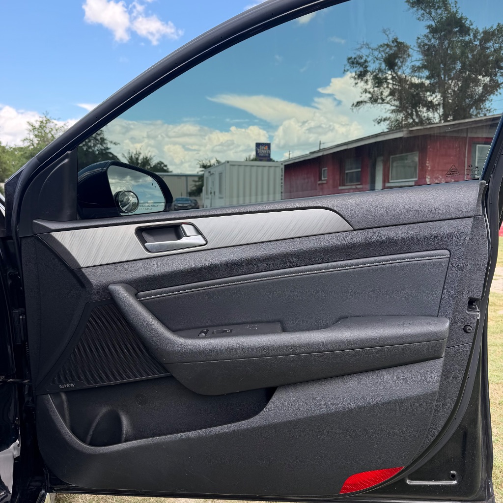 2015 Hyundai Sonata - $6,992