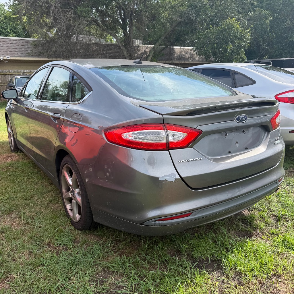 2013 Ford Fusion - $4,991