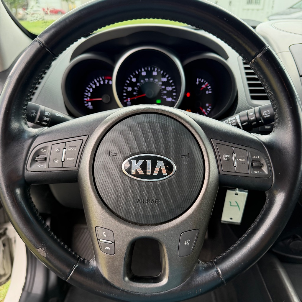2013 Kia Soul - $3,500