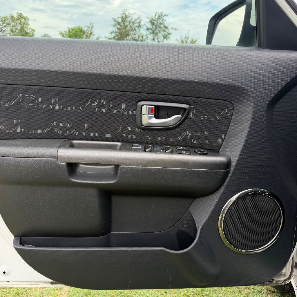 2013 Kia Soul - $3,500
