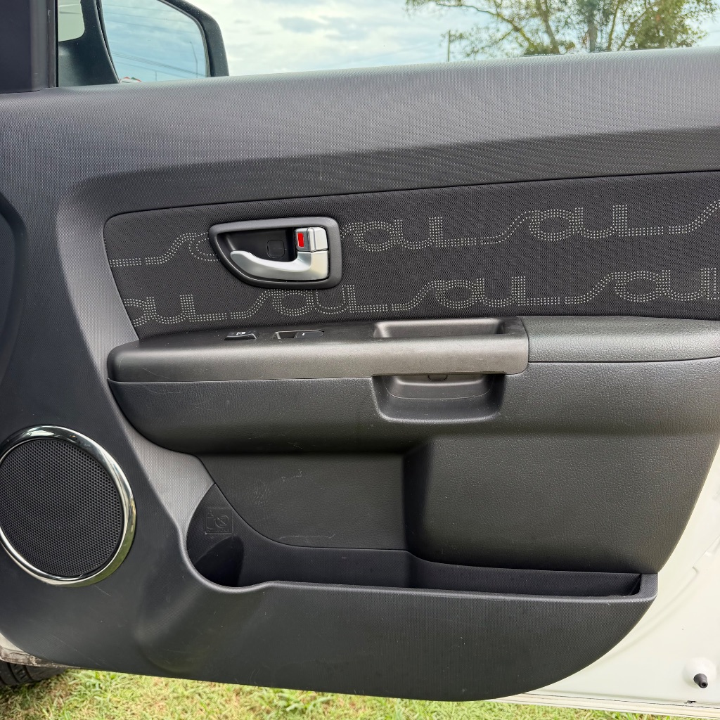 2013 Kia Soul - $3,500