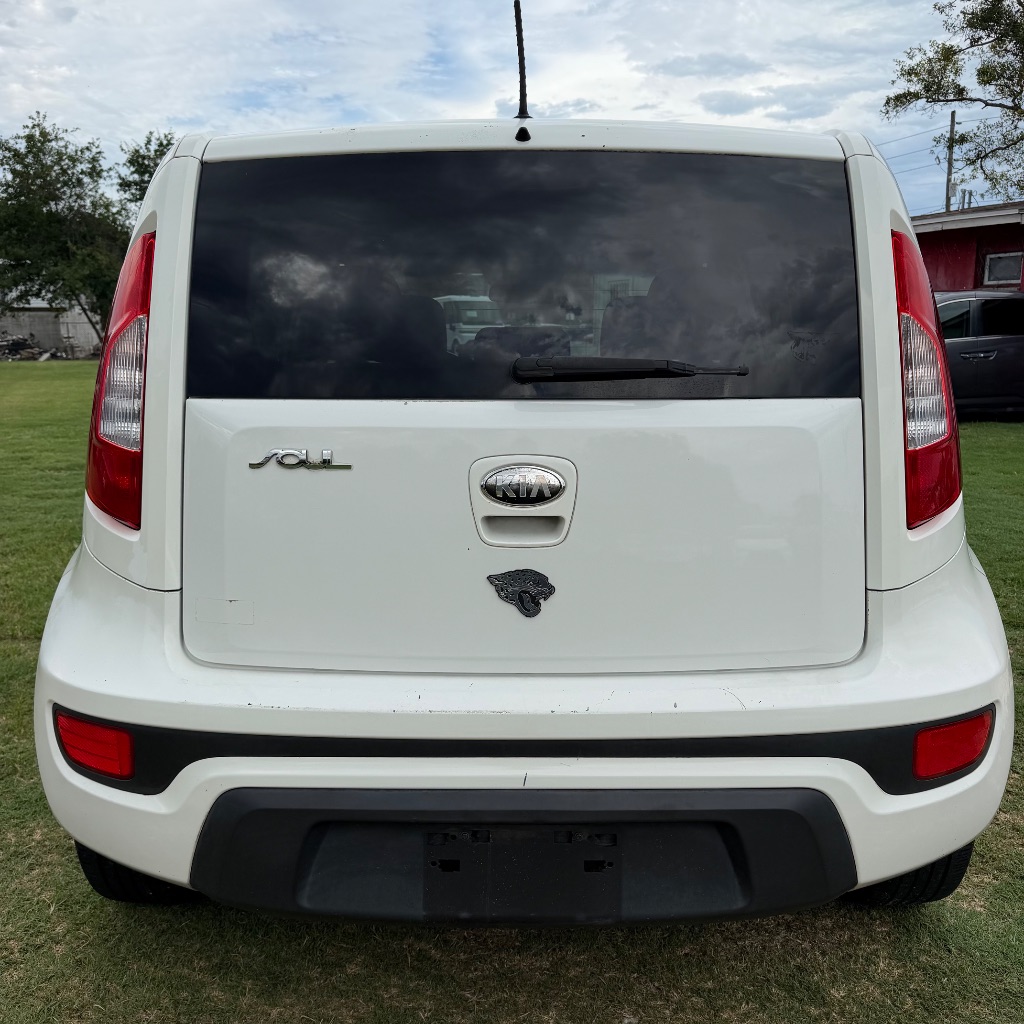2013 Kia Soul - $3,500