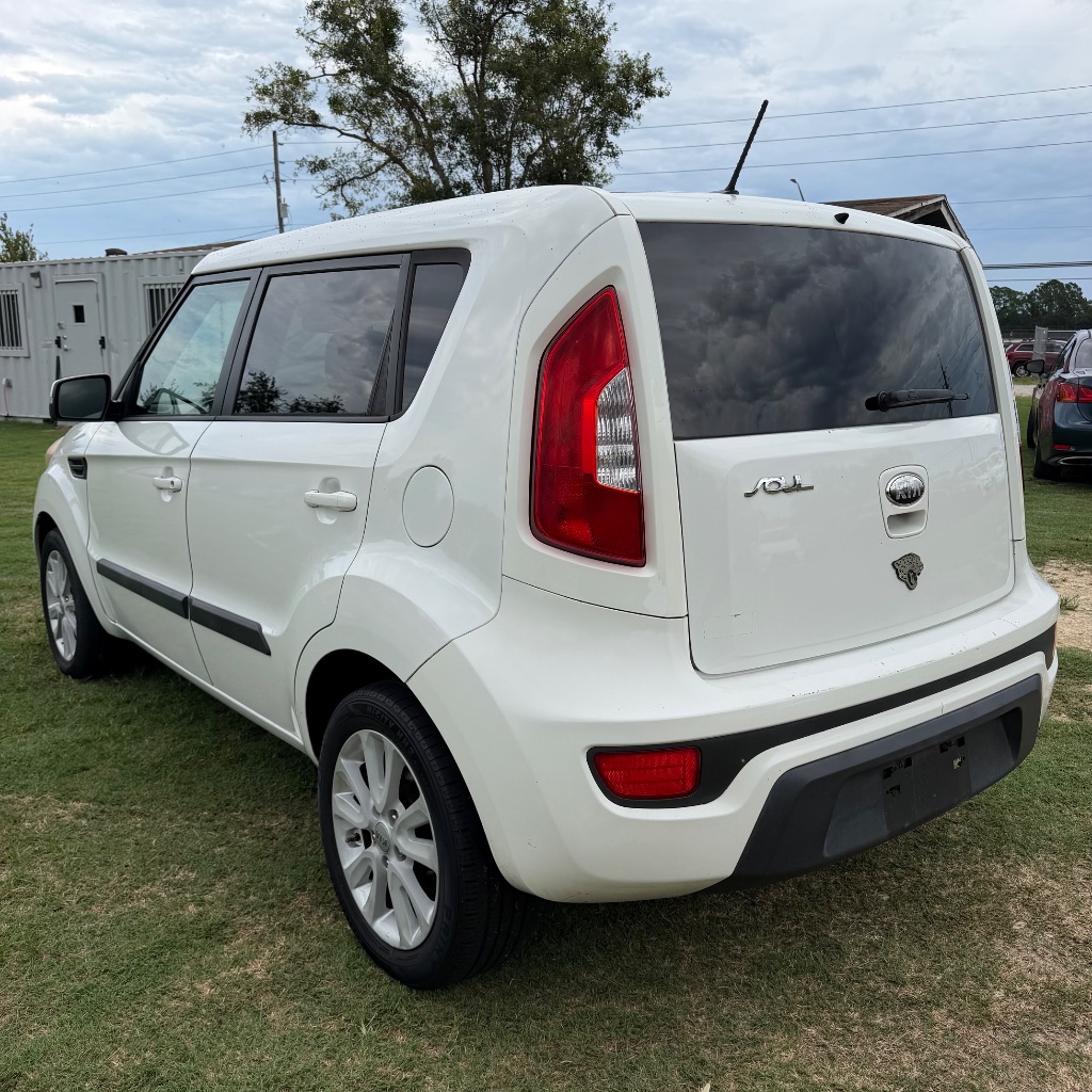 2013 Kia Soul - $3,500