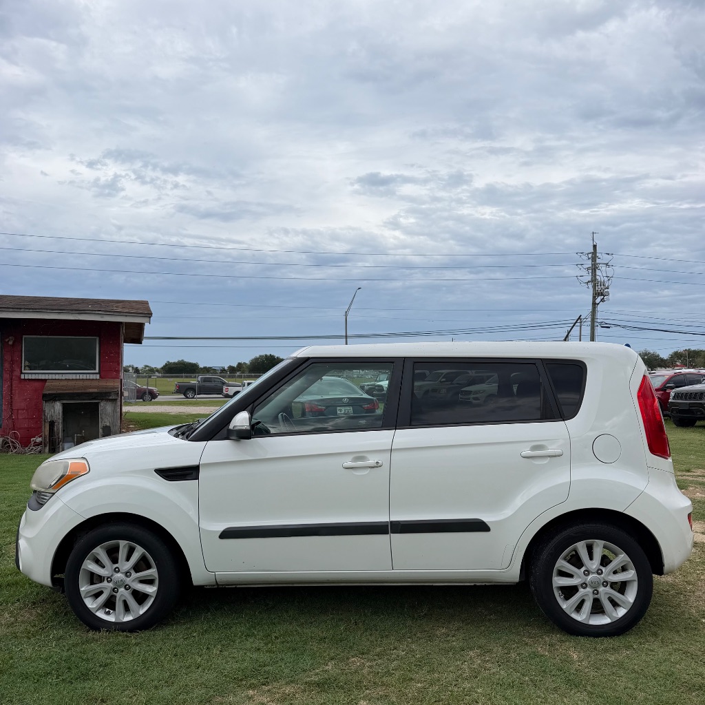 2013 Kia Soul - $3,500