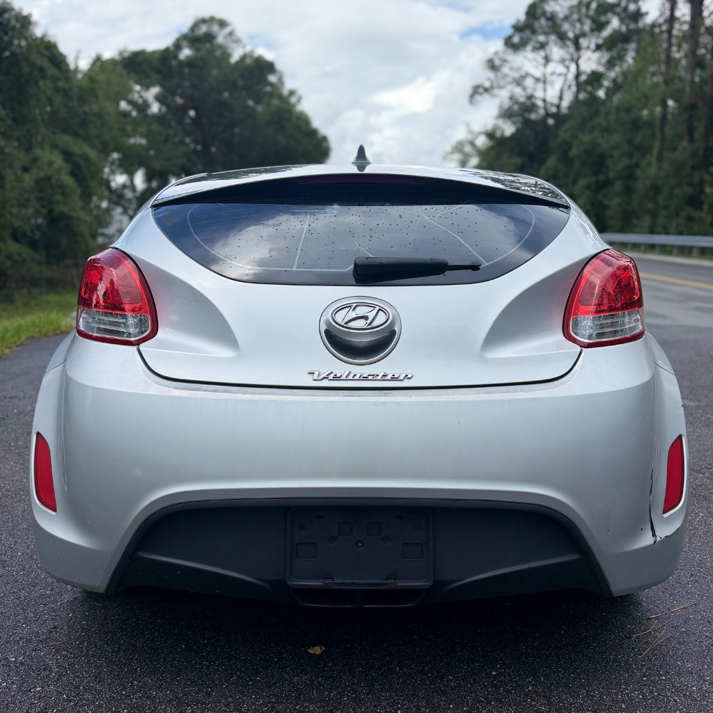 2012 Hyundai Veloster - $5,991
