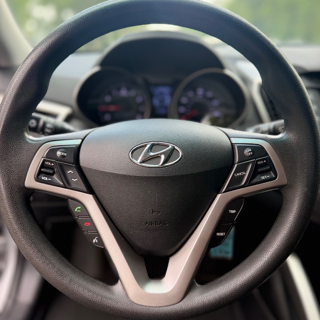 2012 Hyundai Veloster - $5,991