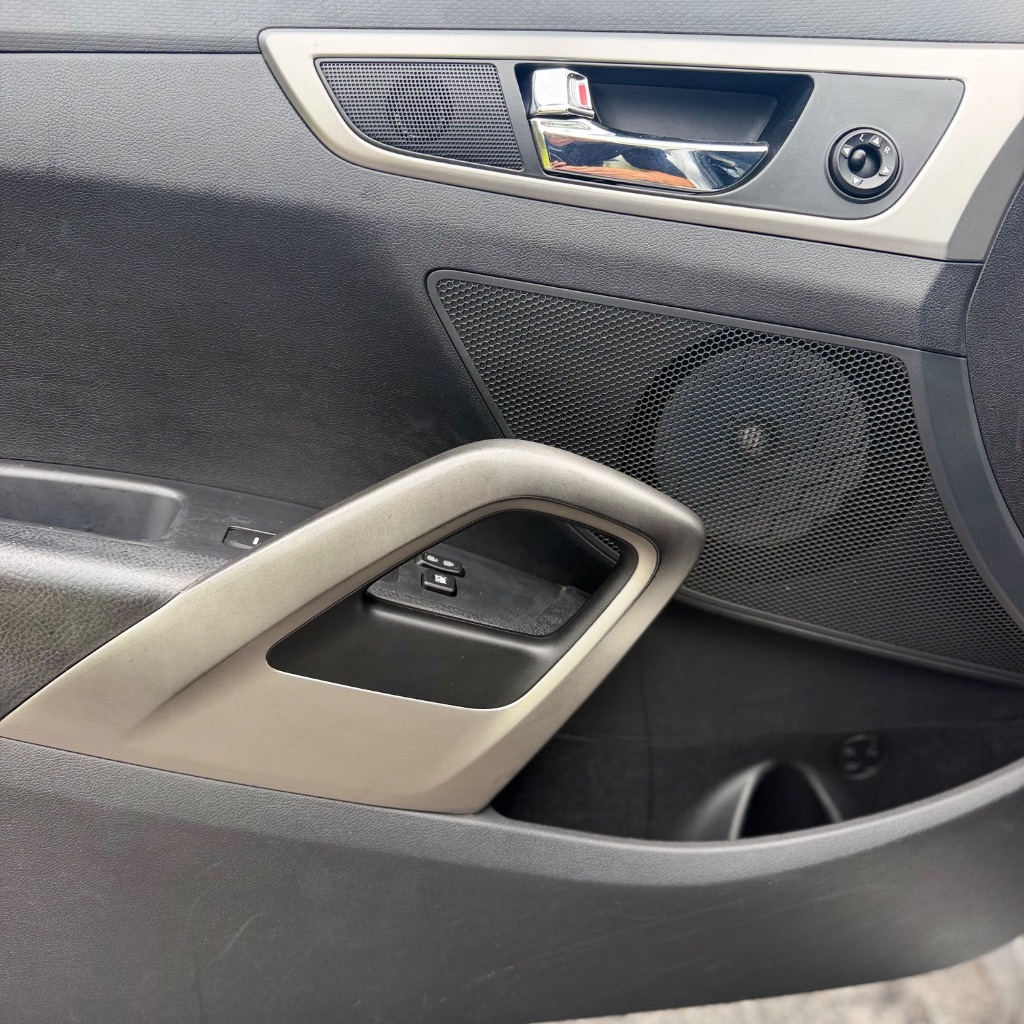 2012 Hyundai Veloster - $5,991