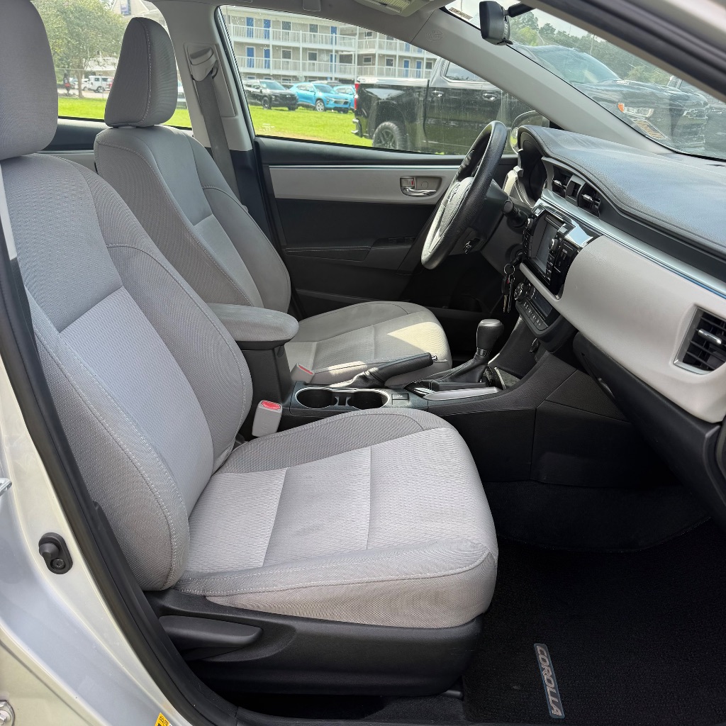 2015 Toyota Corolla - $6,991