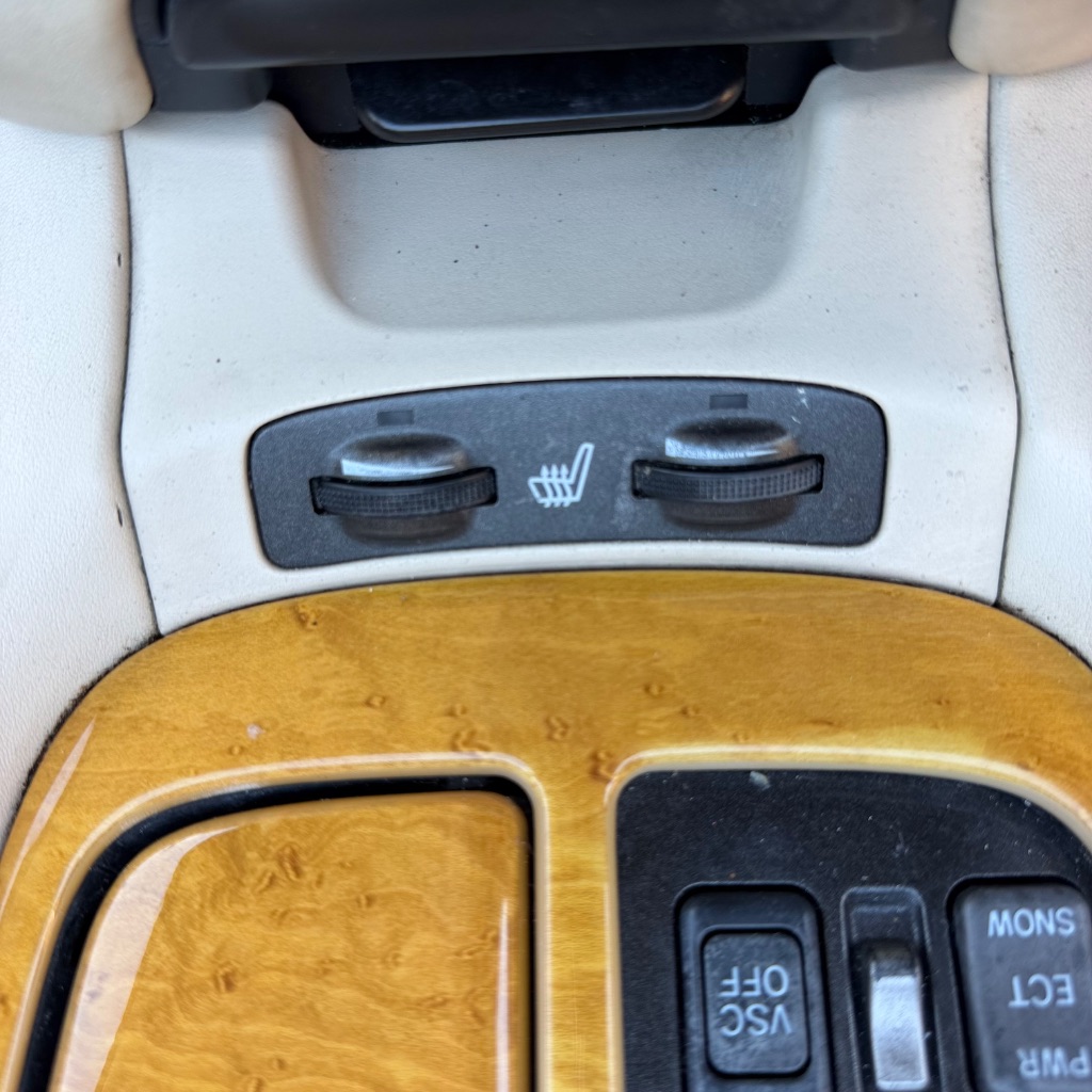 2004 Lexus SC - $8,991