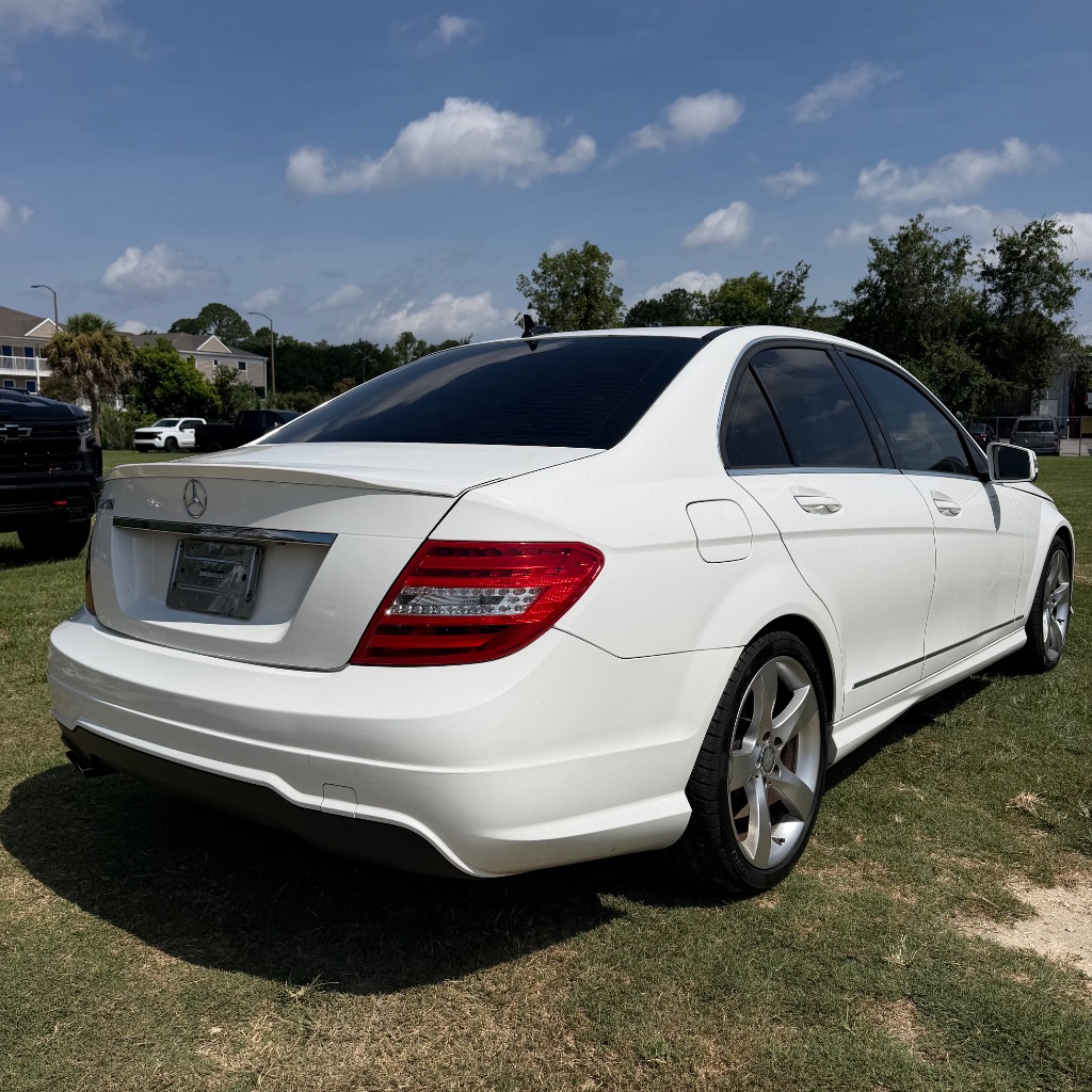 2014 Mercedes-Benz C Class - $7,991
