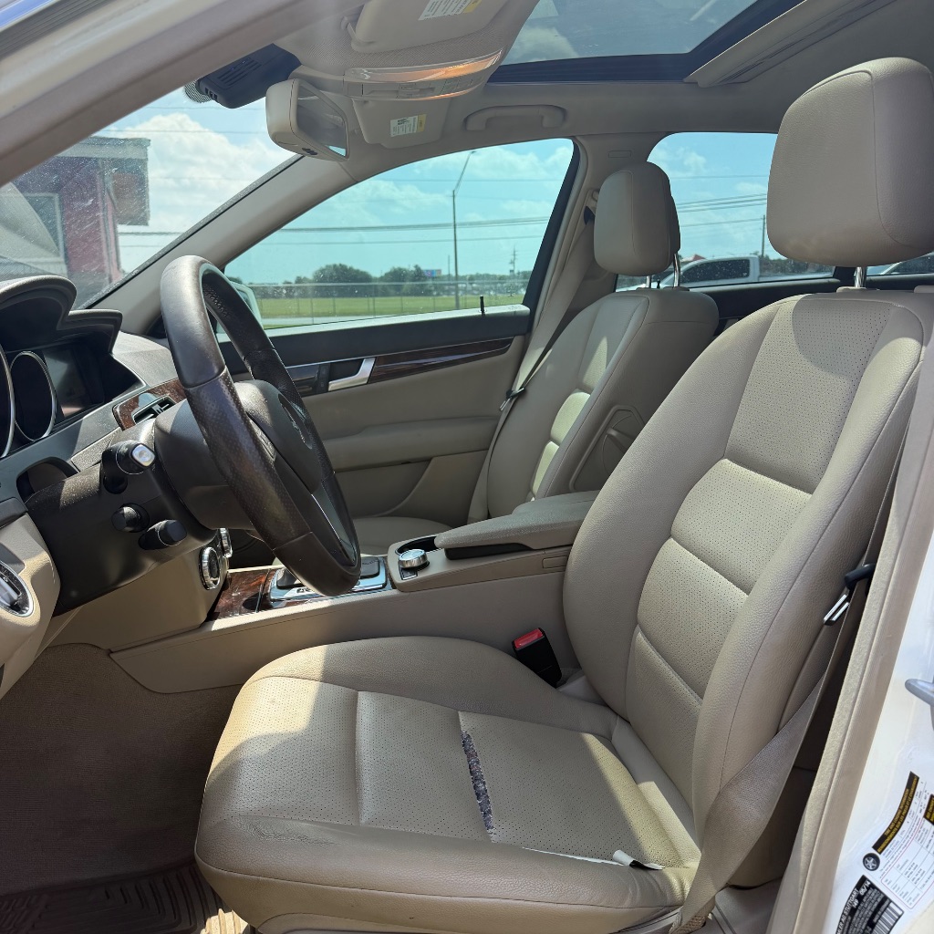 2014 Mercedes-Benz C Class - $7,991