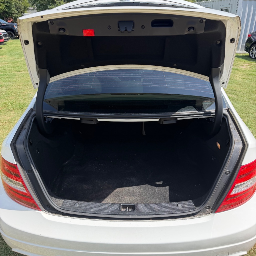 2014 Mercedes-Benz C Class - $7,991