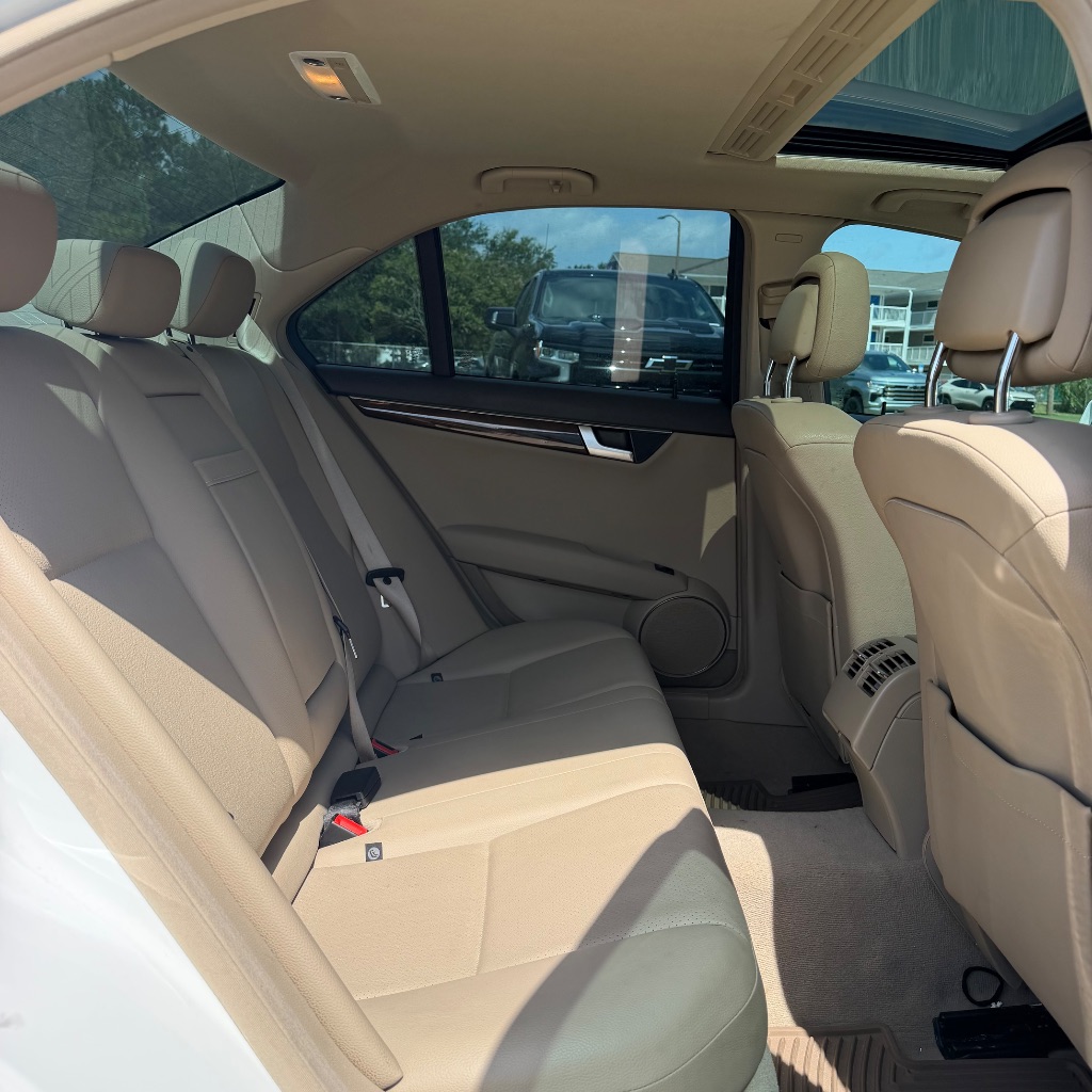 2014 Mercedes-Benz C Class - $7,991