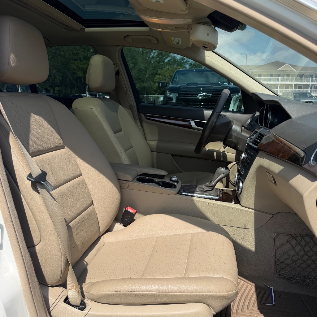 2014 Mercedes-Benz C Class - $7,991