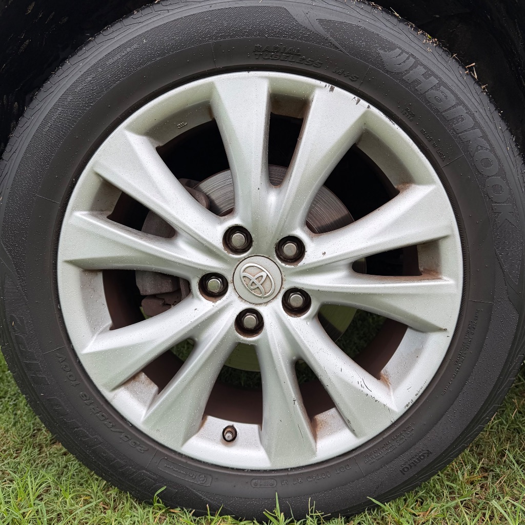 2014 Toyota RAV4 - $10,992